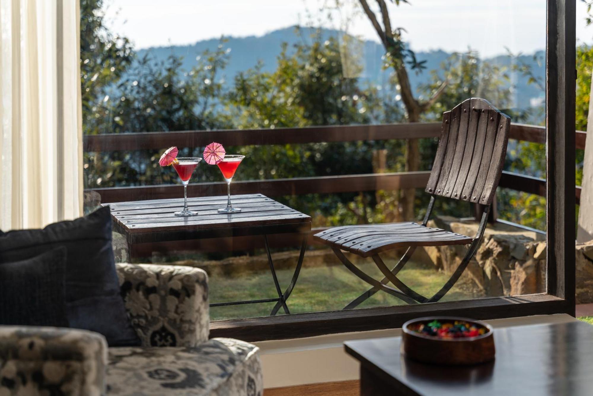 Woodsmoke Retreat Shimla Exterior foto